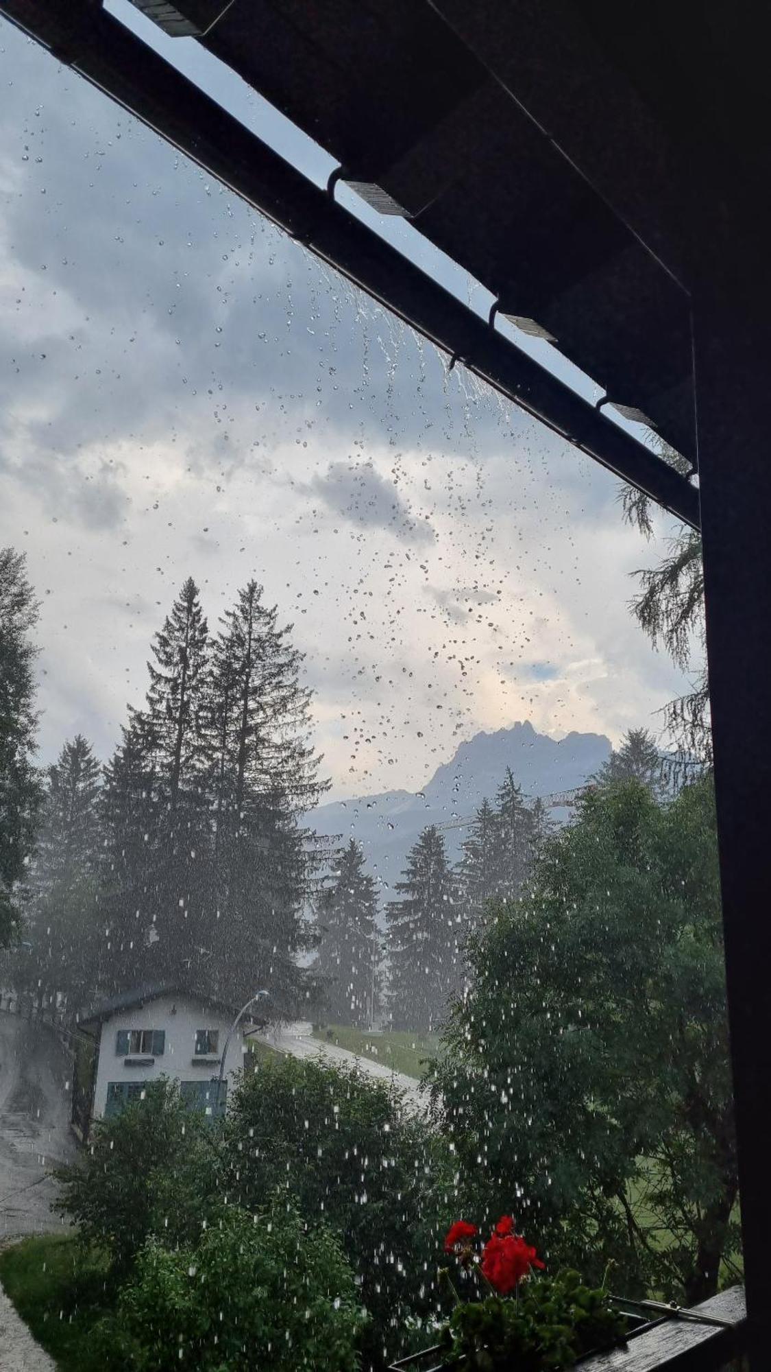 B&B Cristallo Cortina dʼAmpezzo Dış mekan fotoğraf
