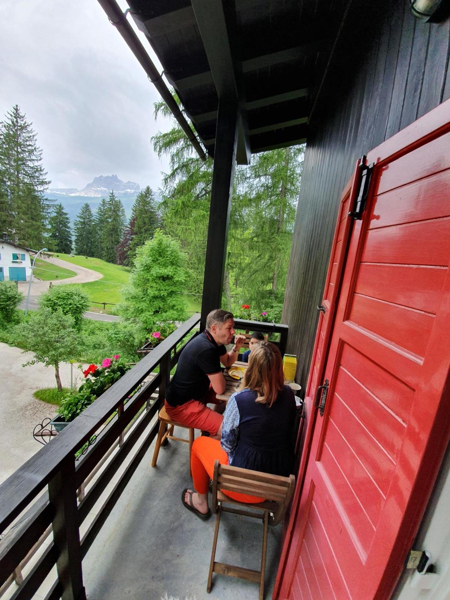 B&B Cristallo Cortina dʼAmpezzo Dış mekan fotoğraf