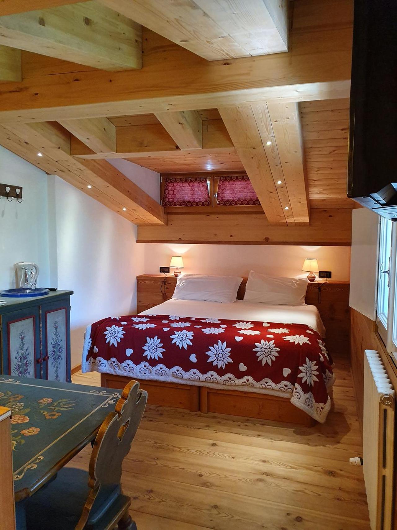 B&B Cristallo Cortina dʼAmpezzo Dış mekan fotoğraf